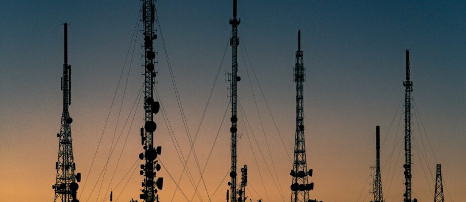 Telecom India- Tatvita: Analysts
