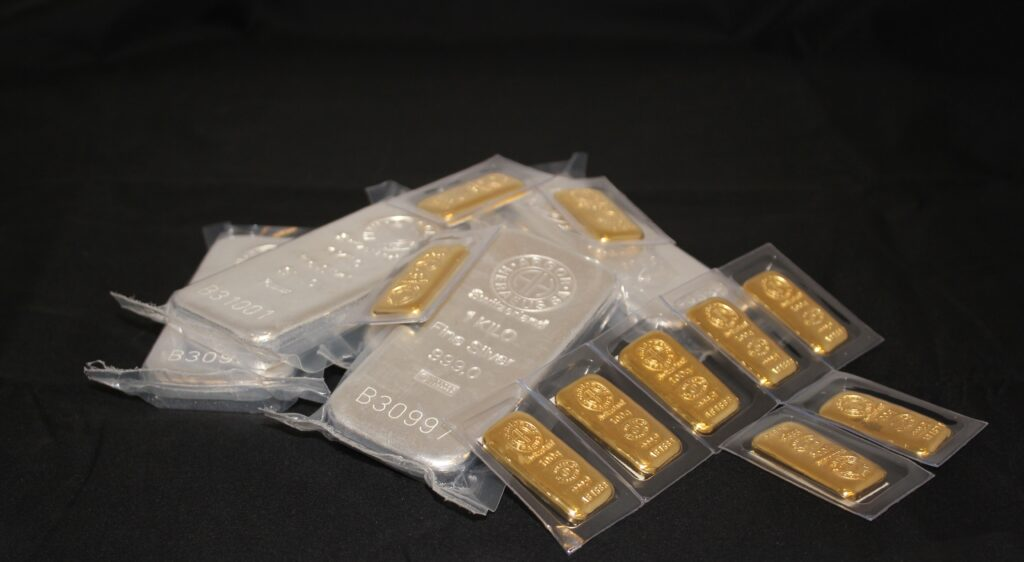 GOLD & SILVER, Options for Investment than only Consumption